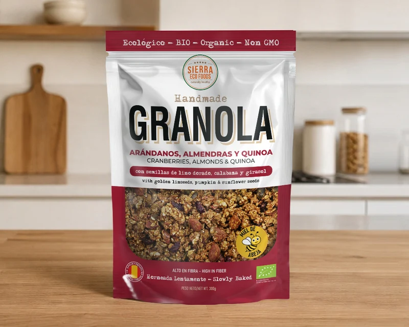 Granola de Arándanos, Almendras, Quinoa y Miel de Abeja · Sierra Eco Foods · 300 gramos