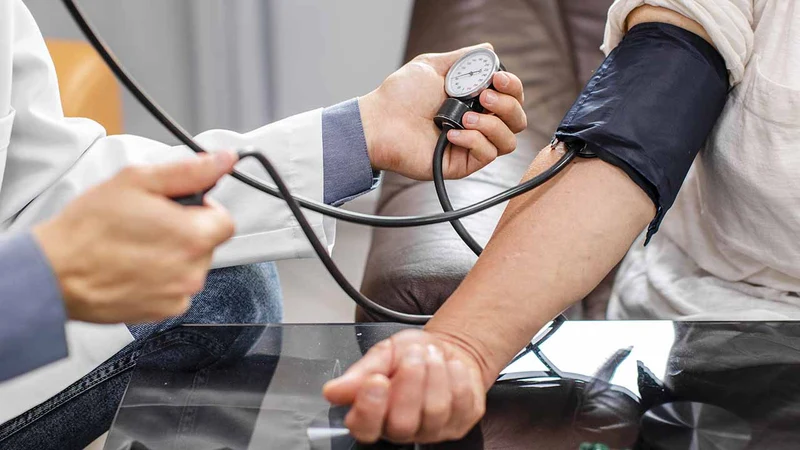 Fonendoscopio y Esfigmomanómetro Kinefis