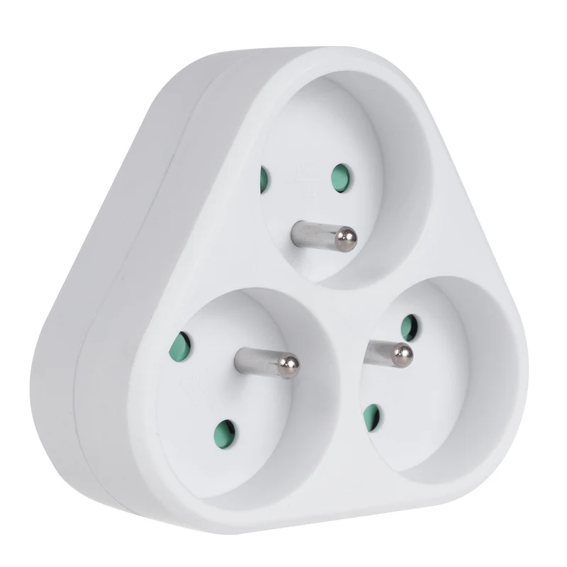 Enchufe triple con toma de tierra Maclean Energy MCE214 16A